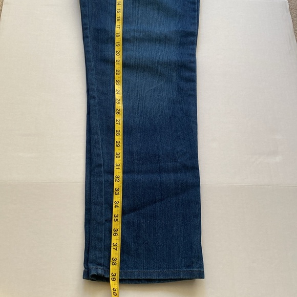 Gloria Vanderbilt Amanda Classic Fit Jeans Size 12 Short NWT Ultra Stretch - Picture 12 of 12